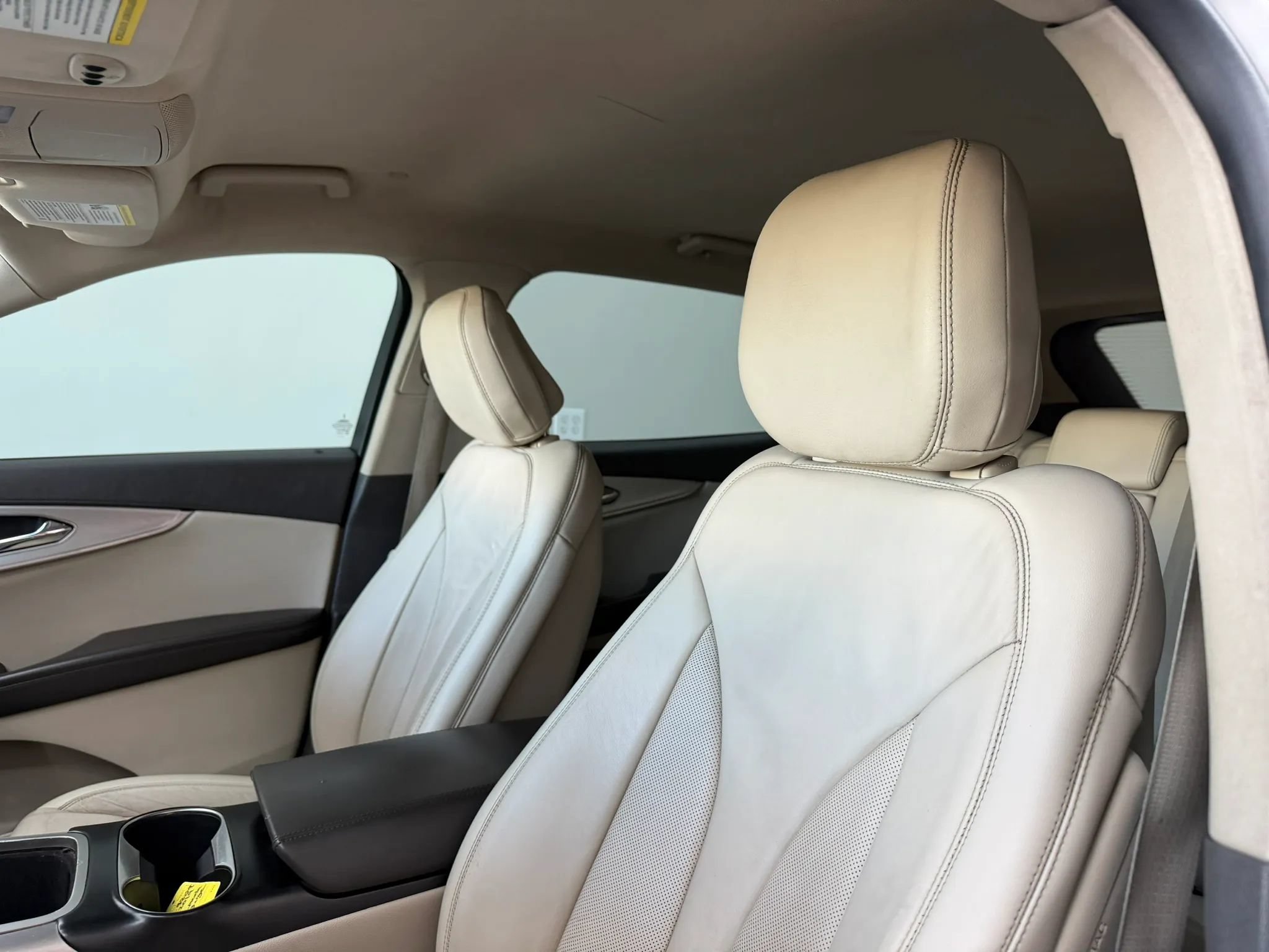 Used 2020 Lincoln Nautilus FWD w/ Equipment Group 101A image 17