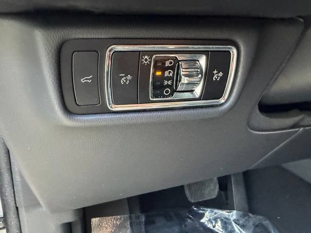 Certified 2023 Lincoln Aviator Reserve AWD/4WD image 24