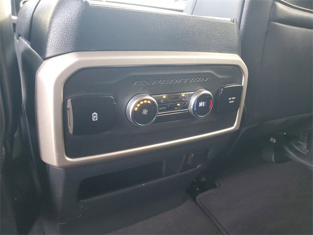Used 2024 Ford Expedition Max XLT image 29