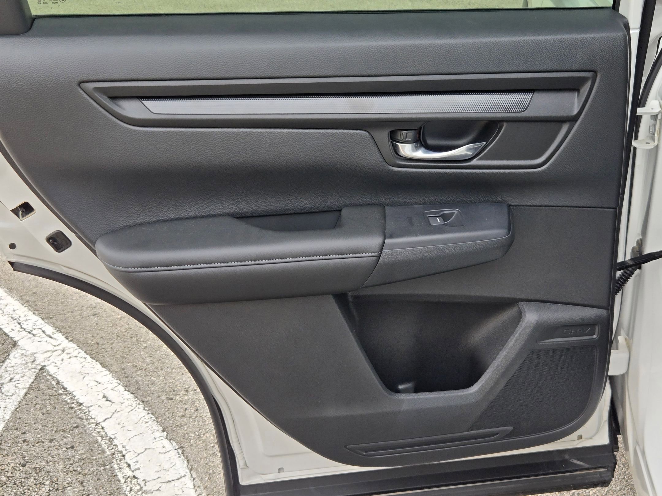 Certified 2025 Honda CR-V LX image 15