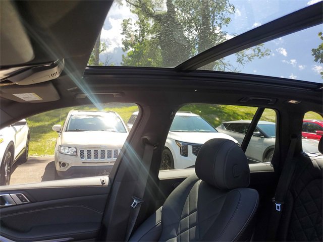 Used 2024 BMW X5 xDrive50e w/ Premium Package image 10