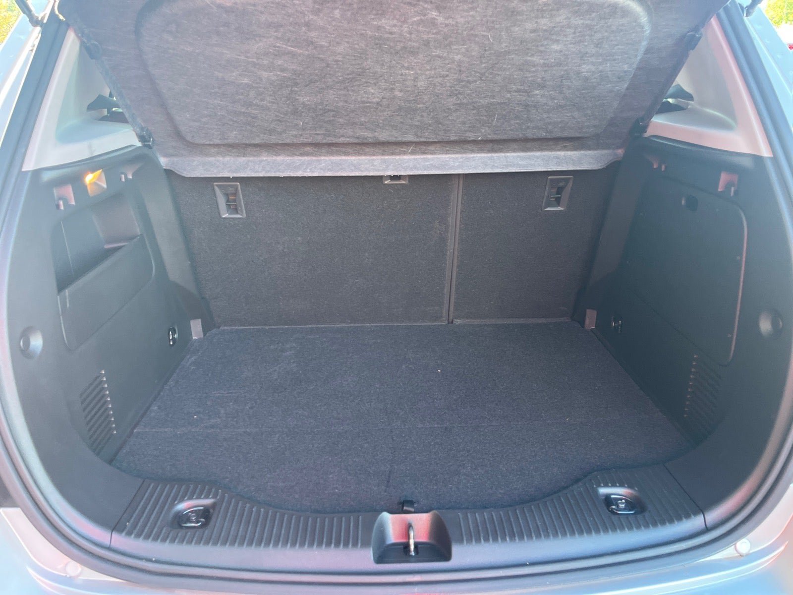 Used 2019 Chevrolet Trax LT w/ LT Convenience Package AWD/4WD image 14