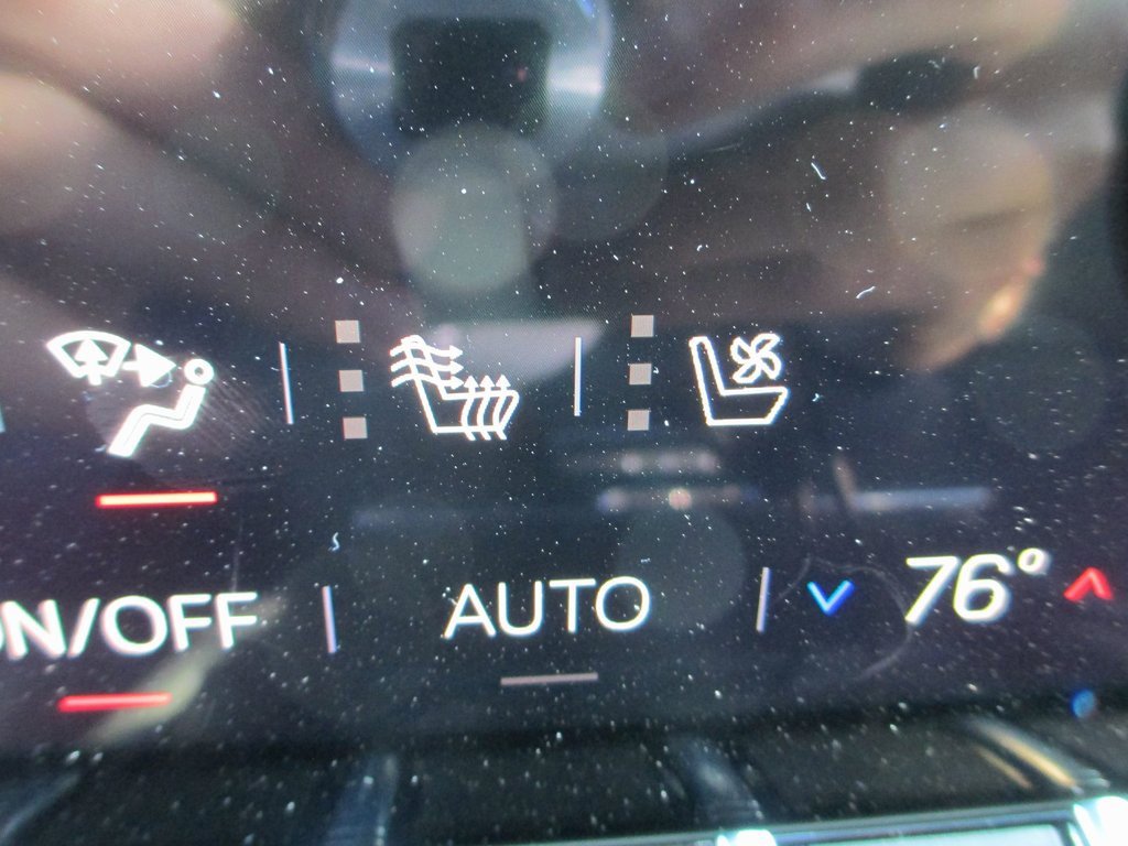 New 2026 GMC Yukon Denali w/ Sun & Power Step Package image 17