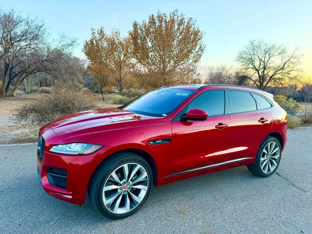 Used 2017 Jaguar F-PACE R-Sport AWD/4WD image 2