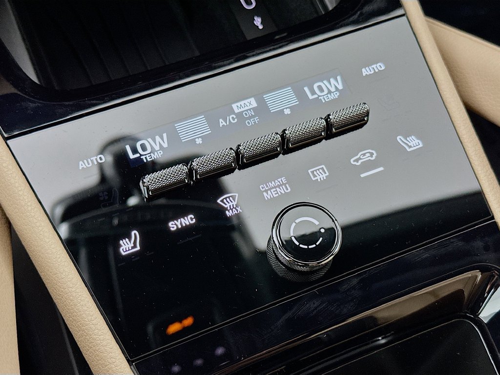 New 2026 Porsche Cayenne AWD/4WD image 18
