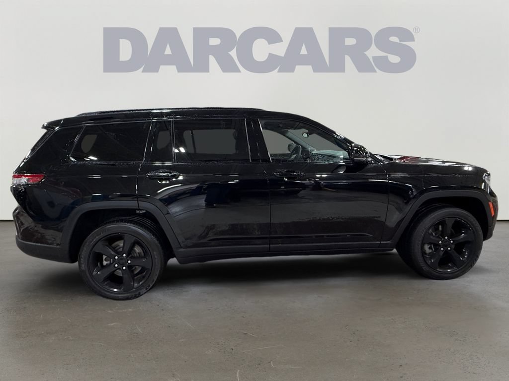 Used 2023 Jeep Grand Cherokee L Laredo AWD/4WD image 8