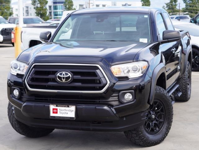 Used 2023 Toyota Tacoma SR5 w/ SX Package image 4