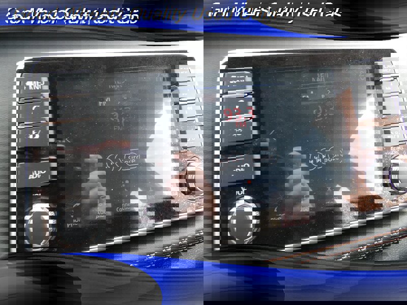 Used 2020 Nissan Kicks SR image 18