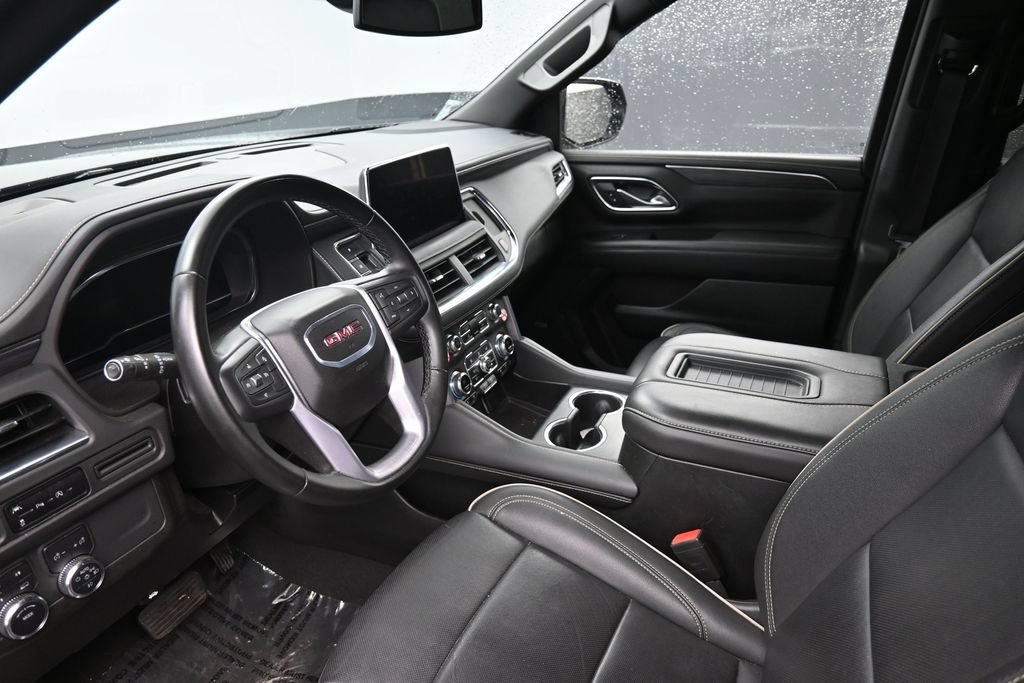 Used 2024 GMC Yukon SLT AWD/4WD image 24