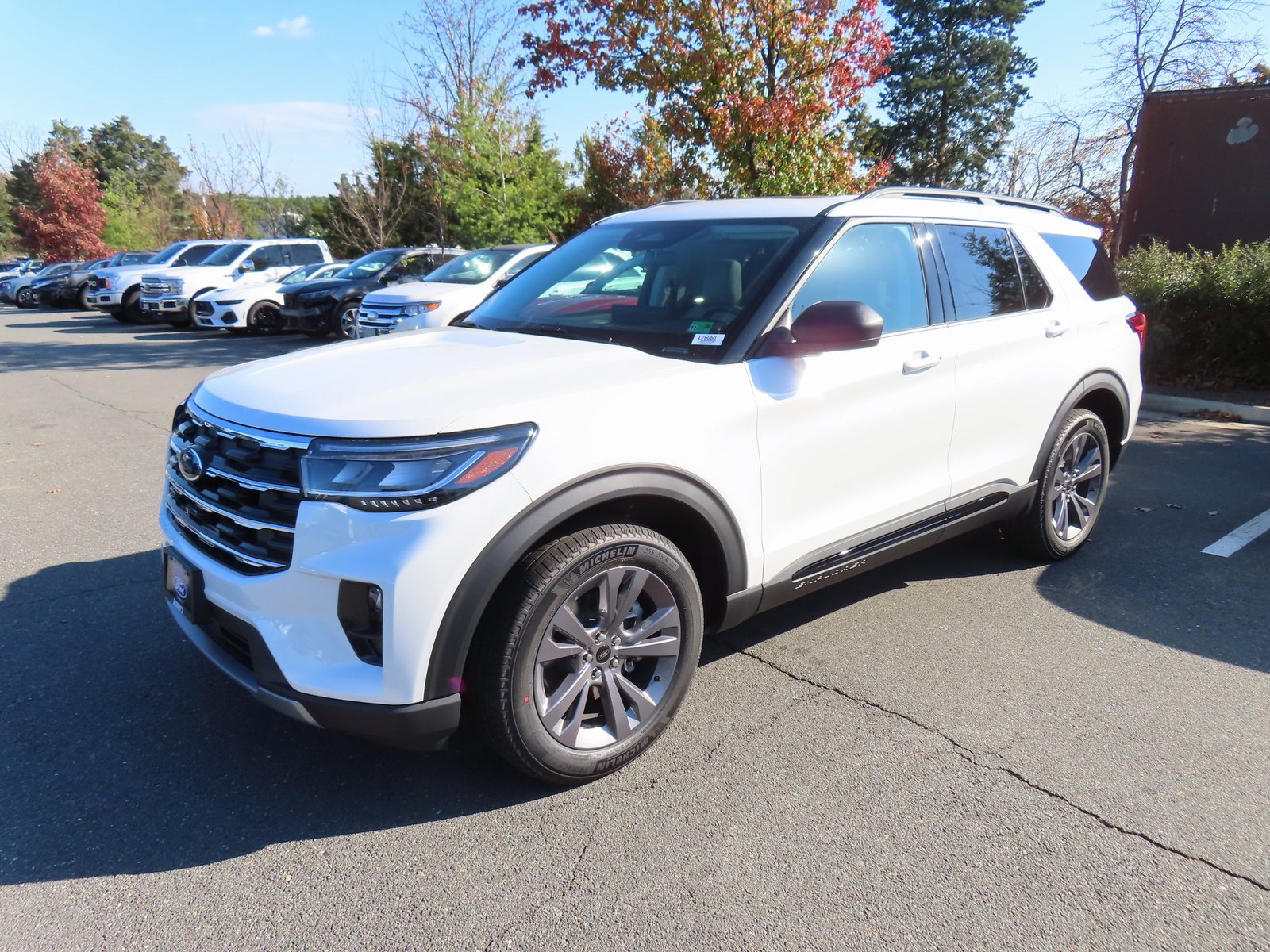 New 2026 Ford Explorer Active w/ Active Comfort Package image 3