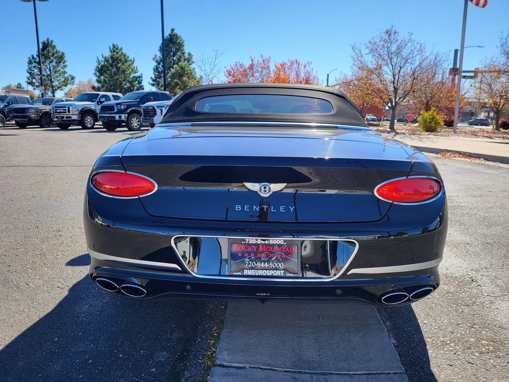 Used 2023 Bentley Continental GT Azure image 5