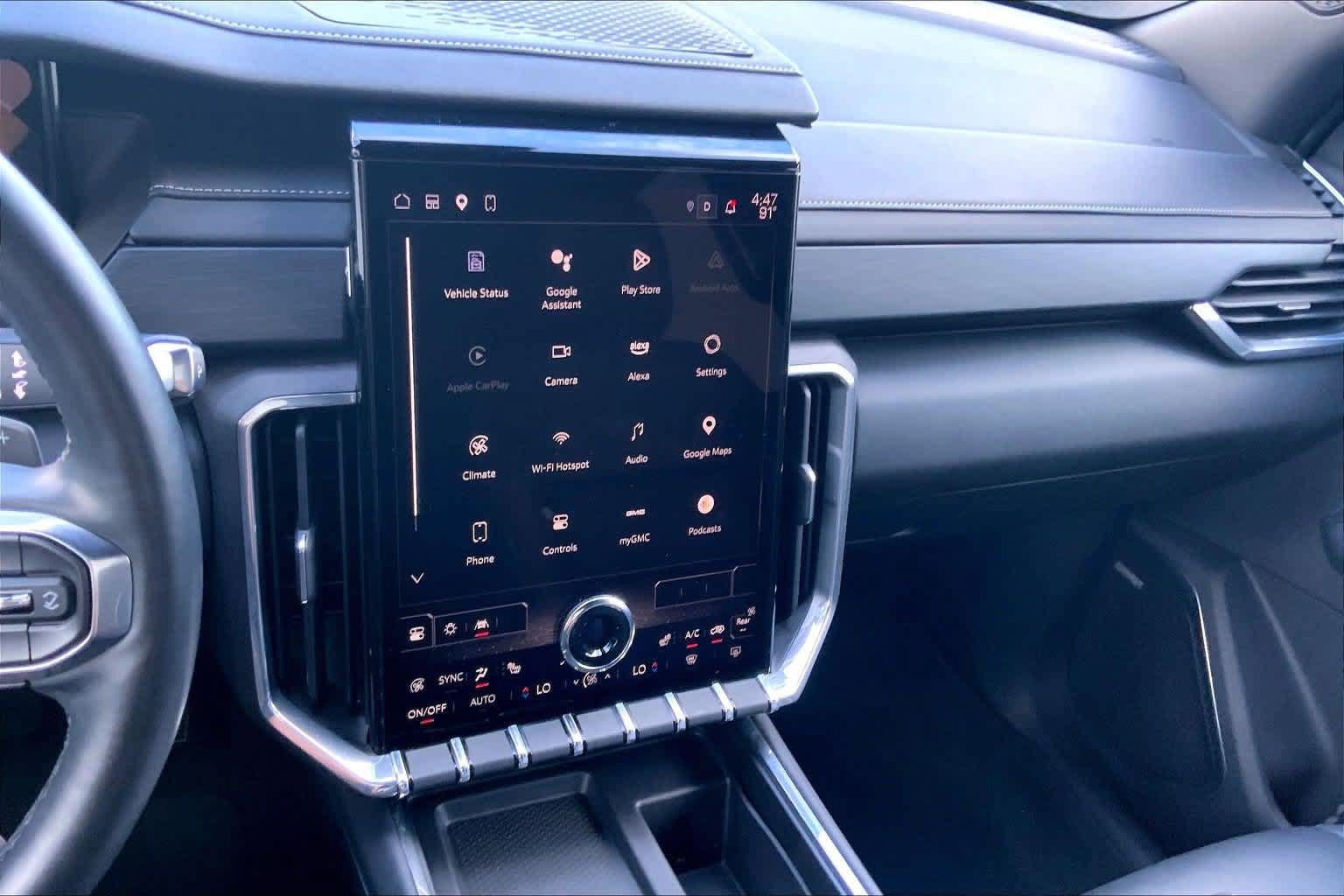 Used 2024 GMC Acadia Elevation w/ Luxury Package FWD image 34