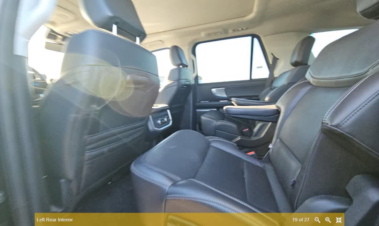 Used 2025 Ford Expedition Platinum AWD/4WD image 20