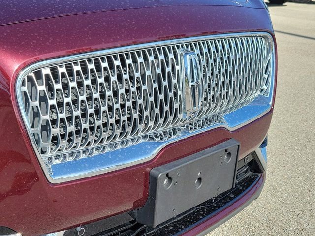 Certified 2019 Lincoln Nautilus Reserve w/ Drivers Assistance Package image 7