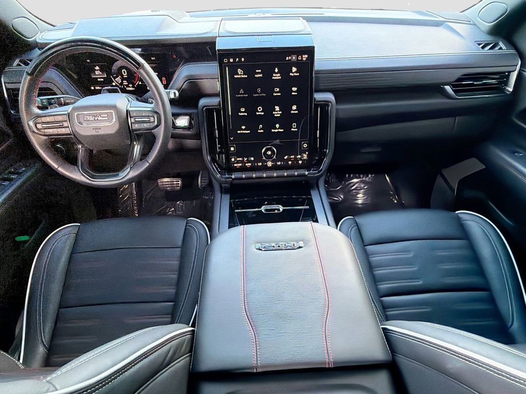 Used 2025 GMC Yukon AT4 Ultimate image 16