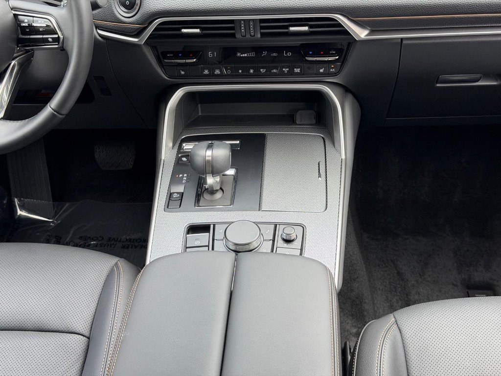 Used 2025 MAZDA CX-90 Plug-In Hybrid w/ Preferred AWD/4WD image 15
