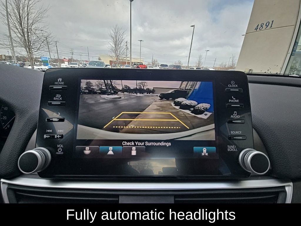 Used 2018 Honda Accord EX image 22