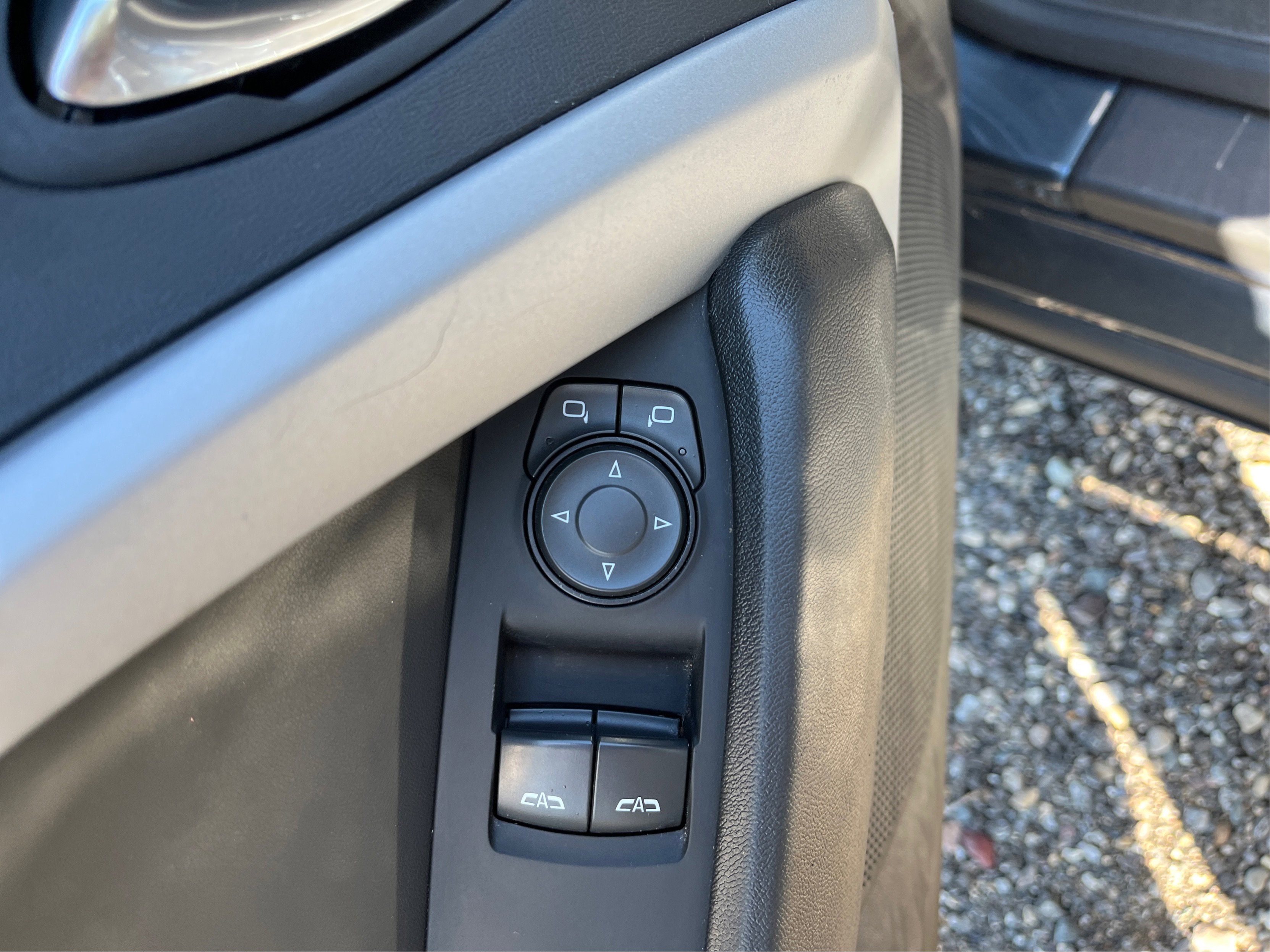 Used 2021 Chevrolet Camaro LT image 51