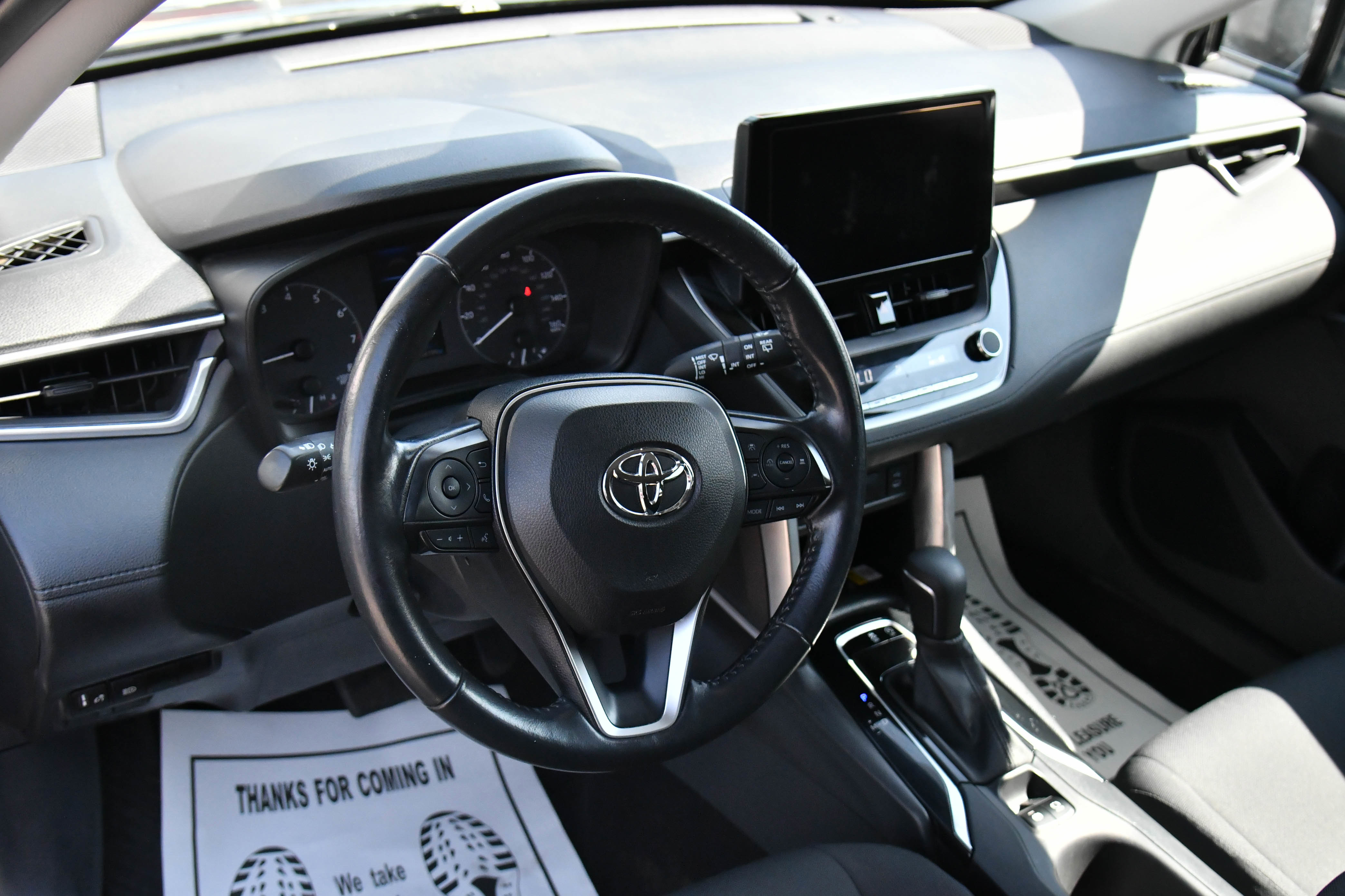 Used 2023 Toyota Corolla Cross LE image 16