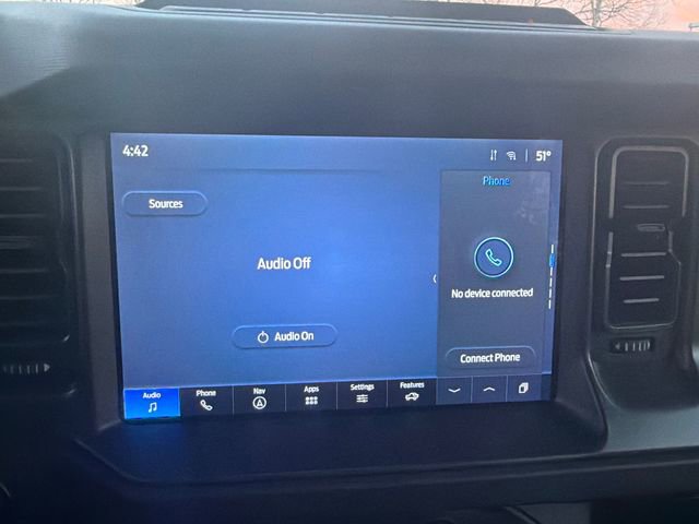 Used 2025 Ford Bronco Badlands image 31