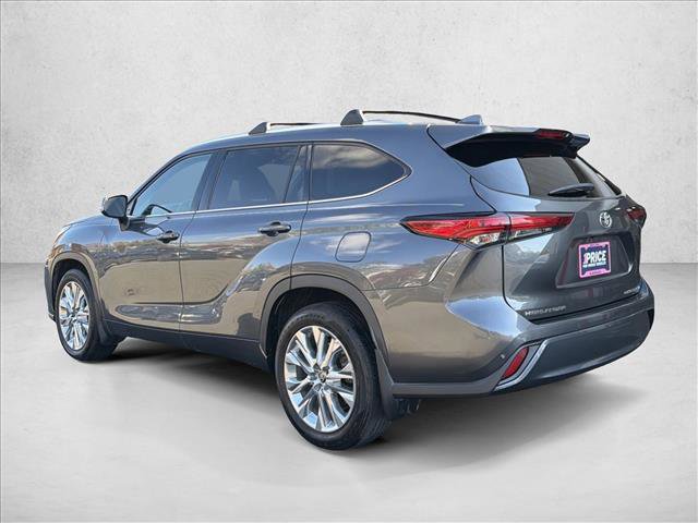 Used 2020 Toyota Highlander Limited image 7