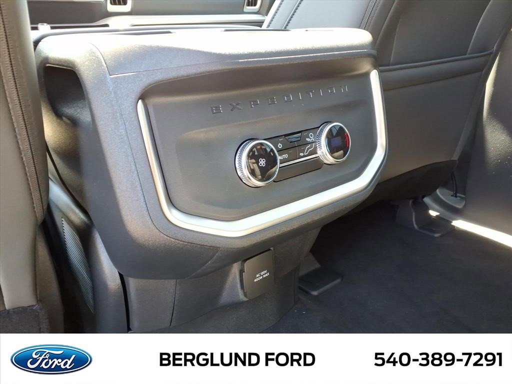 New 2026 Ford Expedition Active AWD/4WD image 10