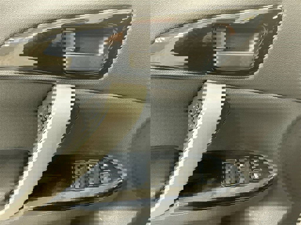 New 2026 Mitsubishi Eclipse Cross LE image 13