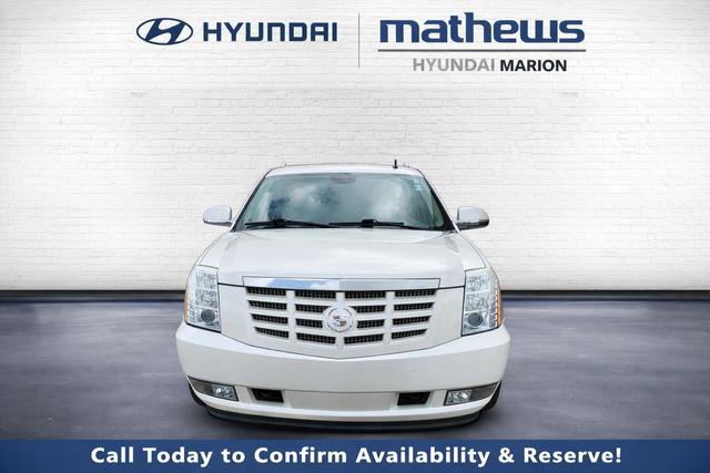 Used 2009 Cadillac Escalade ESV AWD image 4