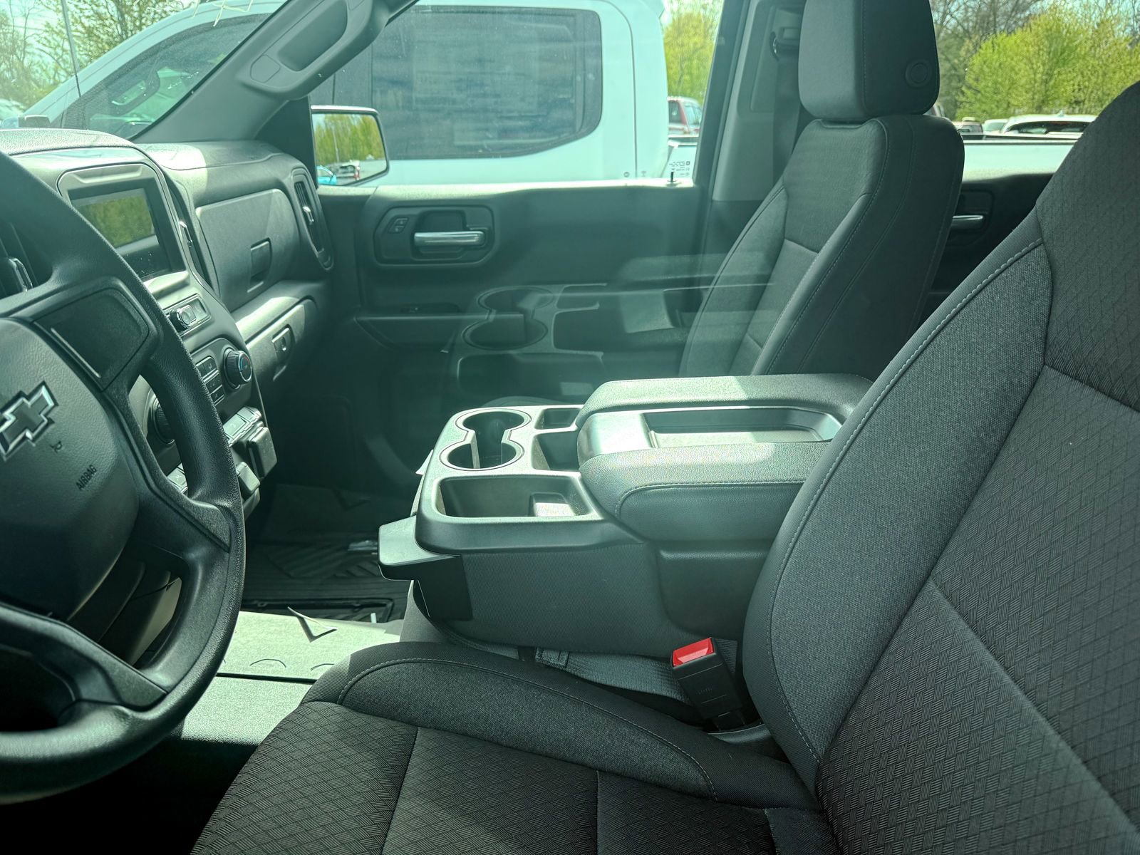 Certified 2023 Chevrolet Silverado 1500 Custom Trail Boss w/ LPO, Dark Essentials Package AWD/4WD image 10