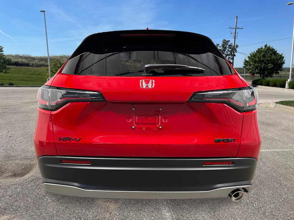 New 2027 Honda HR-V Sport image 5