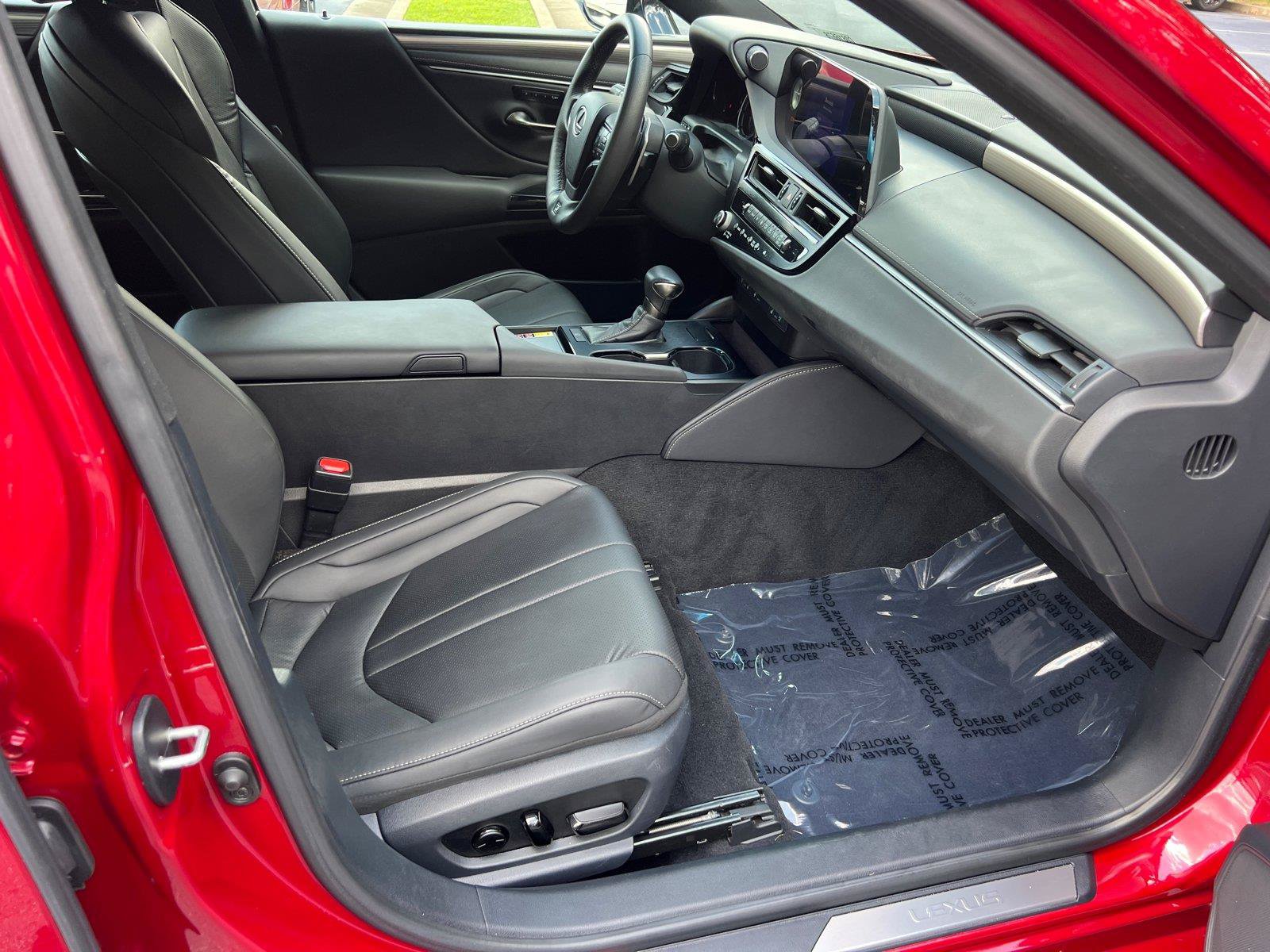 Certified 2024 Lexus ES 350 F Sport w/ Accessory Package (Z2) FWD image 13