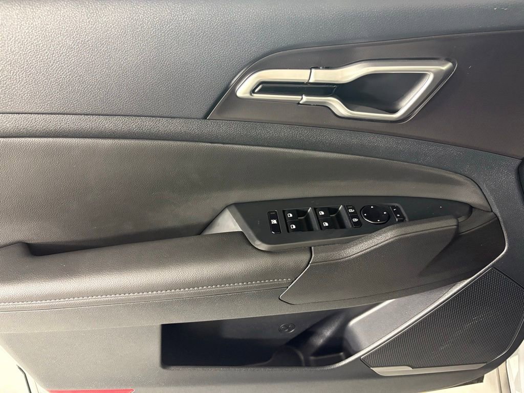 New 2026 Kia Sportage EX image 19