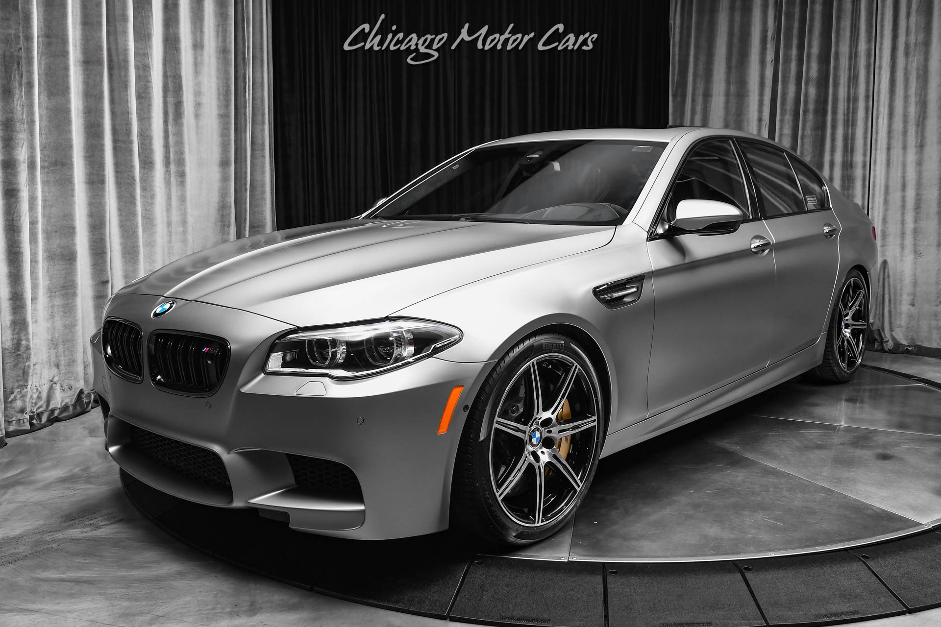 Used 2015 BMW M5 RWD image 39