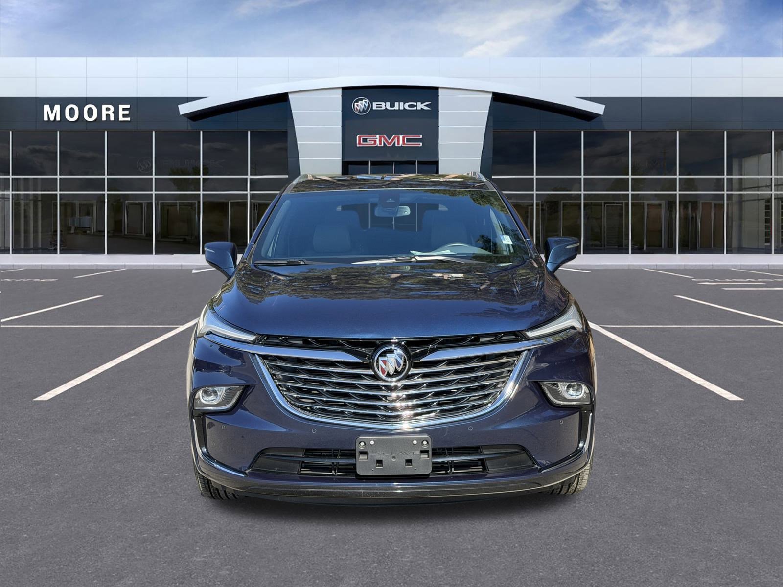 Used 2023 Buick Enclave Essence image 7