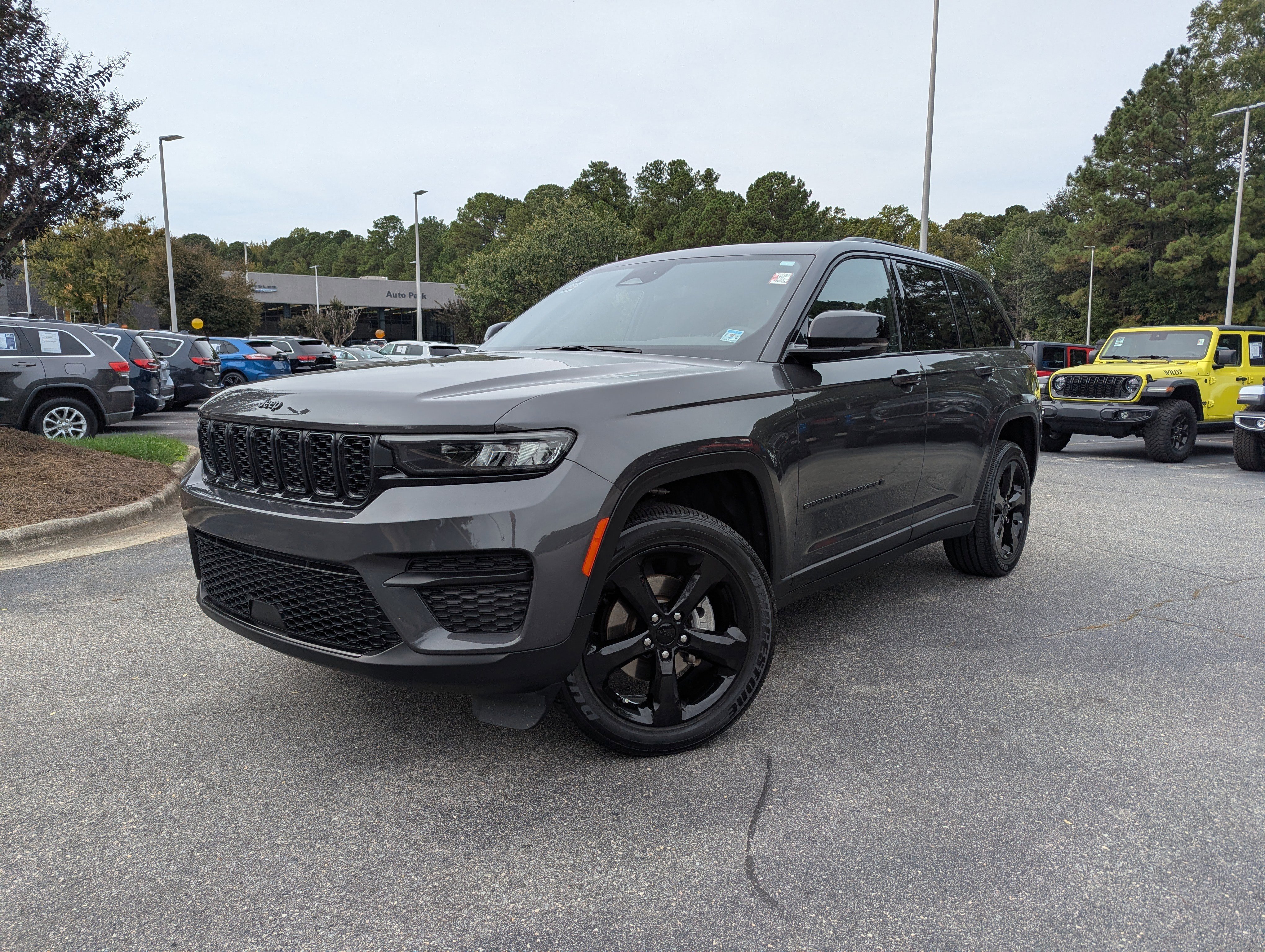 Certified 2023 Jeep Grand Cherokee Altitude