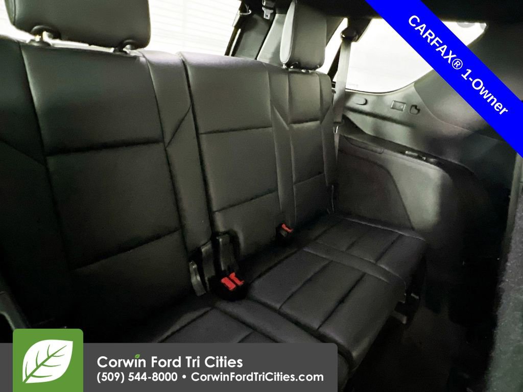 Used 2022 Cadillac Escalade Luxury w/ LPO, Floor Liner Package image 16