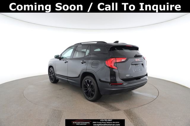 Used 2021 GMC Terrain SLT w/ Elevation Edition image 12