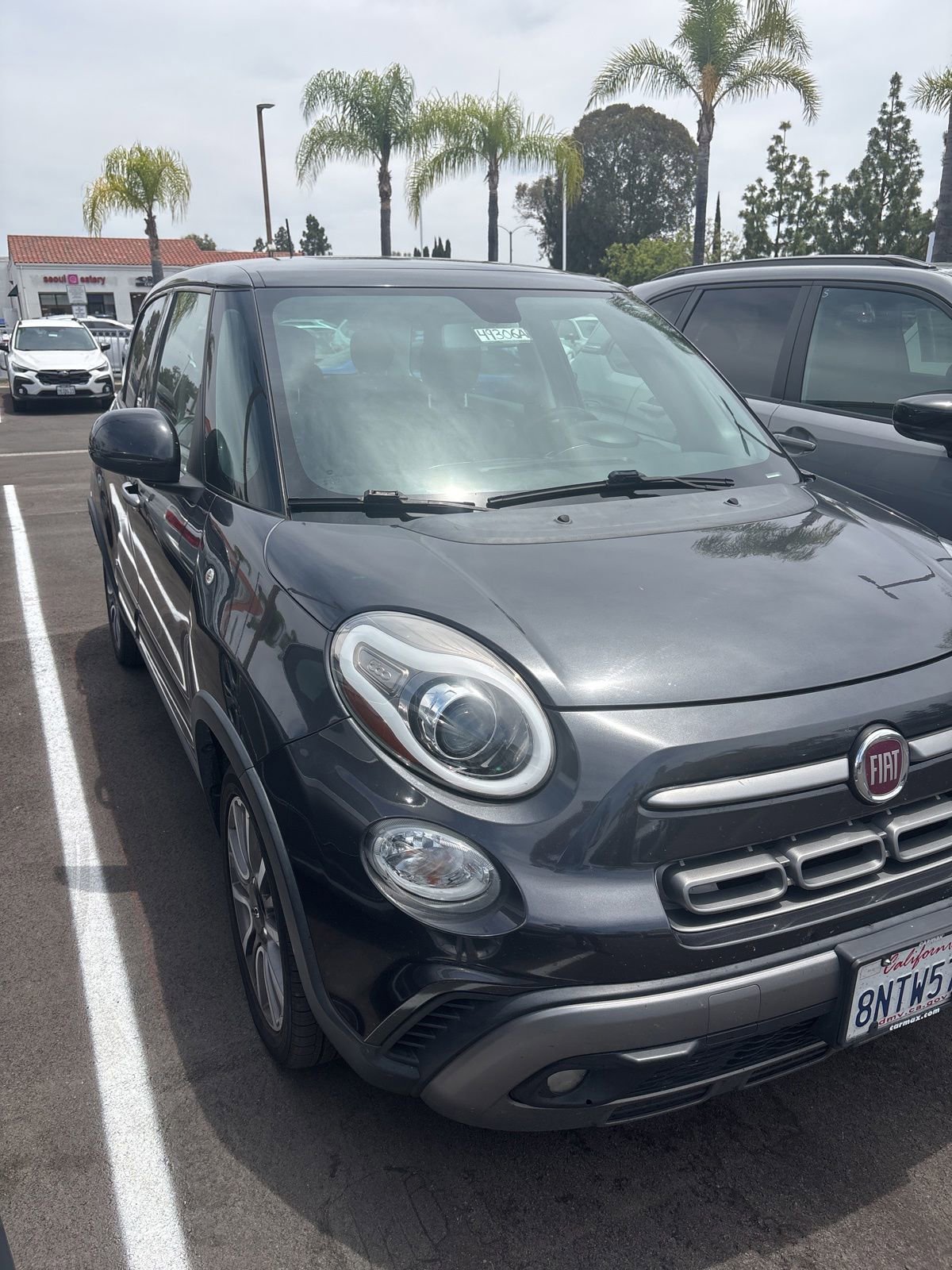 Used 2019 FIAT 500L Trekking FWD image 2