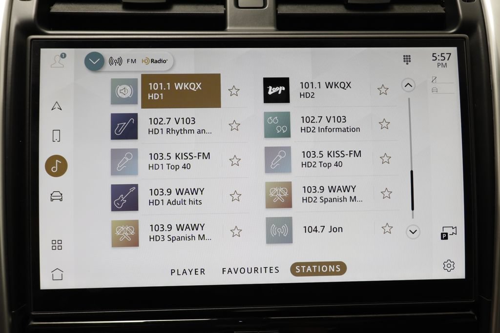 Certified 2025 Land Rover Discovery S AWD/4WD image 9