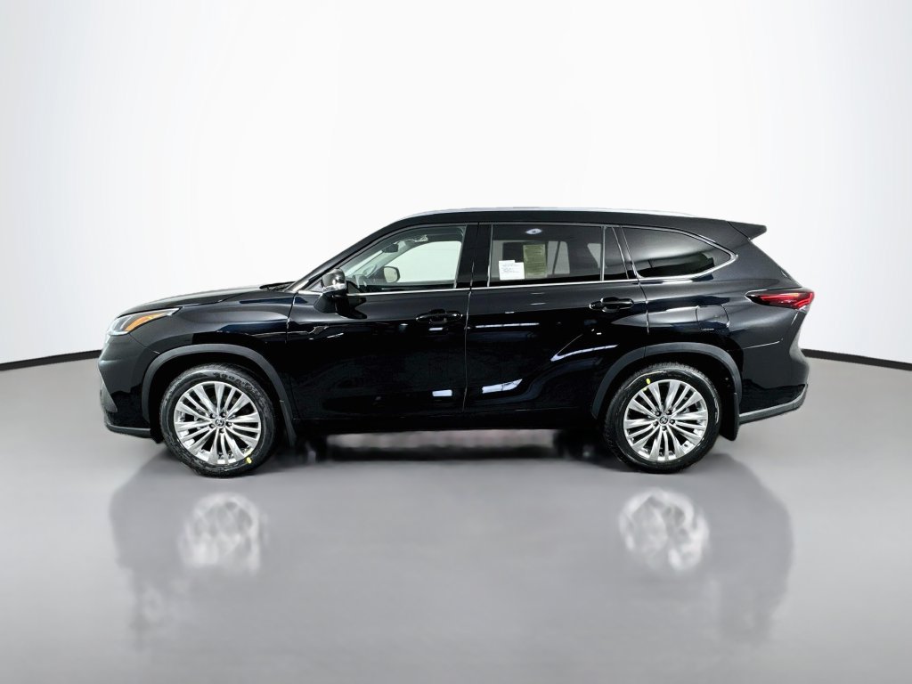 New 2026 Toyota Highlander Platinum AWD/4WD image 5