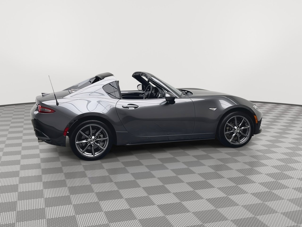 Used 2017 MAZDA MX-5 Miata RF Grand Touring image 31