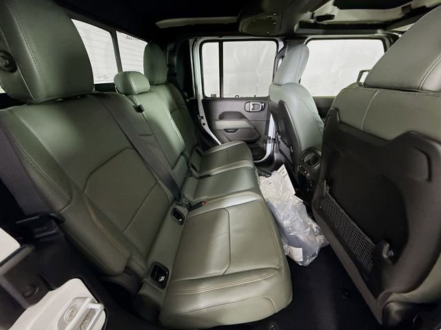 New 2026 Jeep Gladiator Mojave image 25