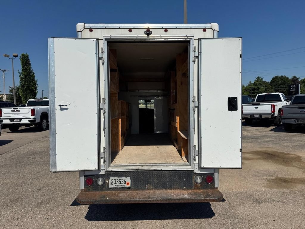 Used 2021 Chevrolet Express 3500 w/ Power Convenience Package RWD image 6