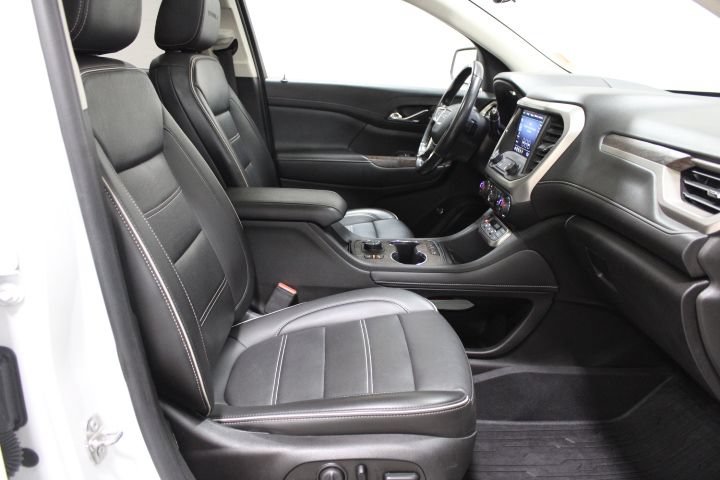 Used 2021 GMC Acadia Denali w/ Denali Technology Package AWD/4WD image 26