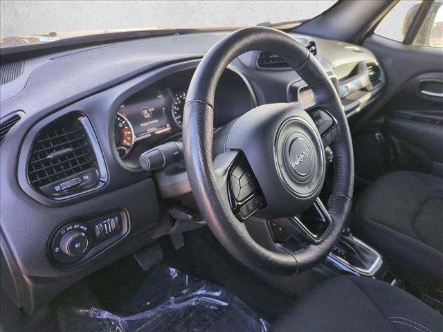 Used 2022 Jeep Renegade Altitude w/ Convenience Group image 10