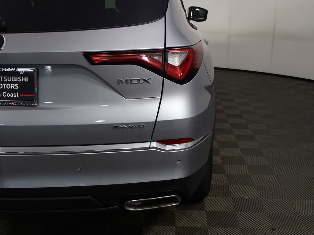 Used 2023 Acura MDX SH-AWD w/ Technology Package image 18