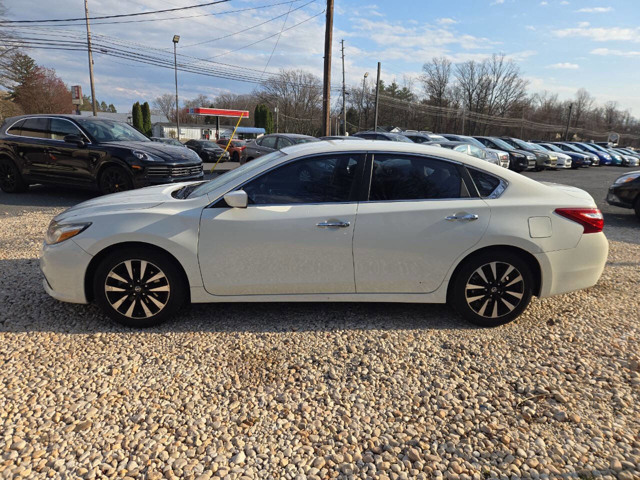 Used 2018 Nissan Altima 2.5 SV image 4
