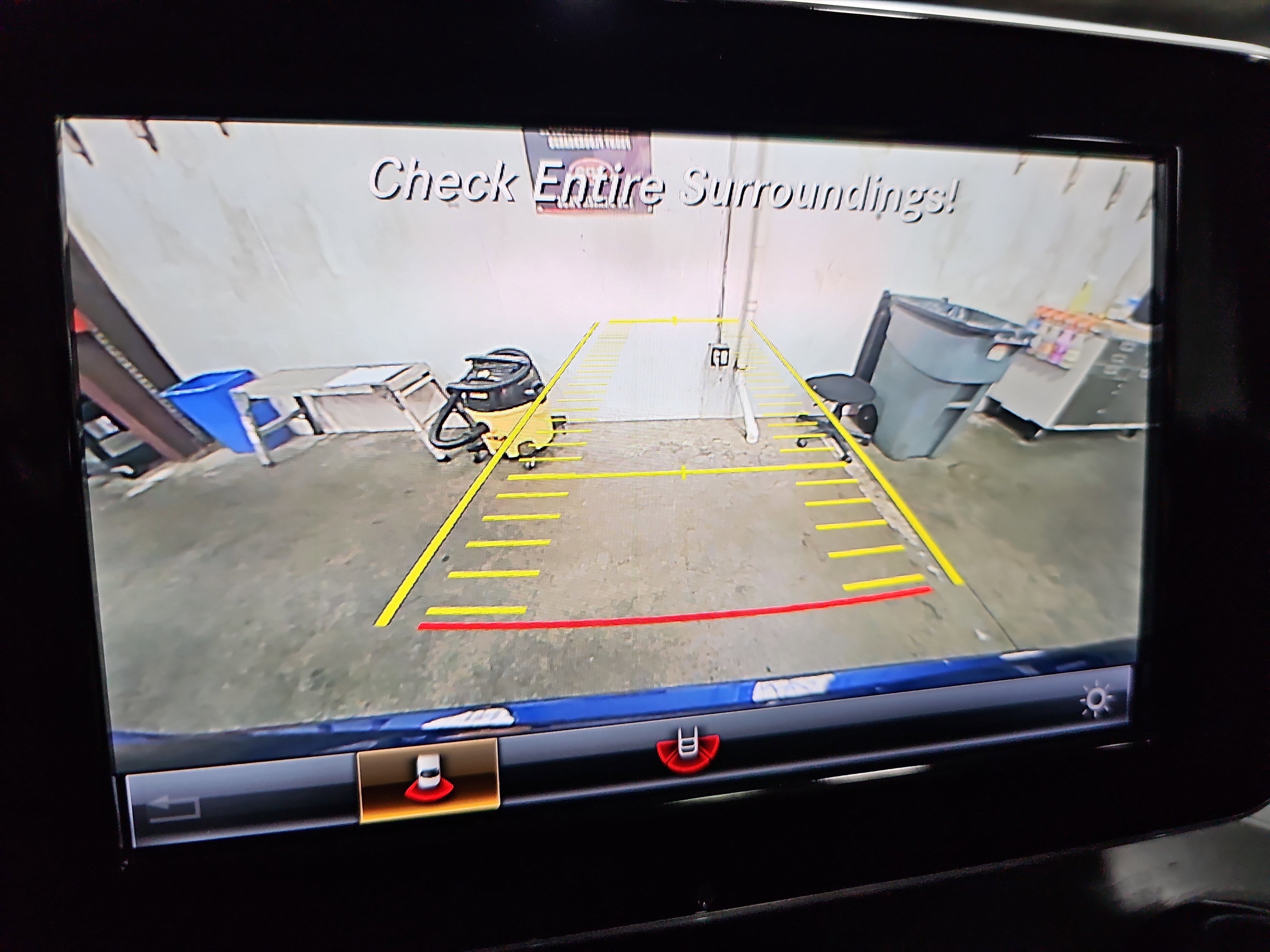 Used 2018 Mercedes-Benz GLC 300 4MATIC image 25