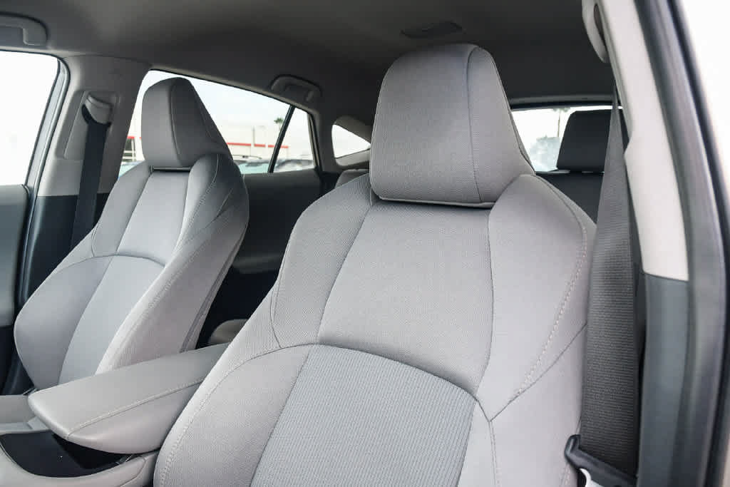 Certified 2024 Toyota Venza LE AWD/4WD image 18