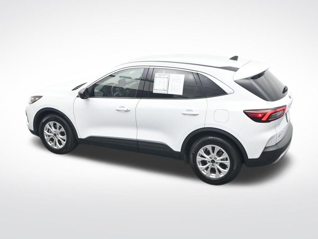 Used 2024 Ford Escape Active w/ Cold Weather Package FWD image 31
